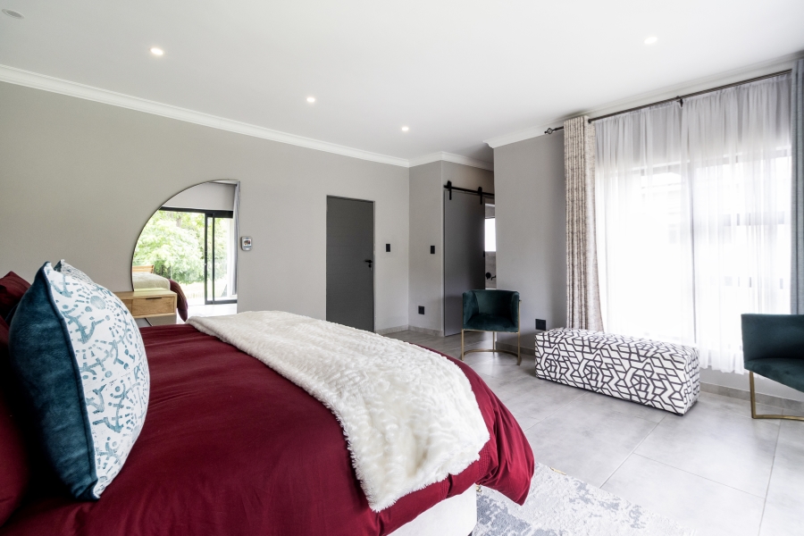 6 Bedroom Property for Sale in WestLake Country Safari Estate North West